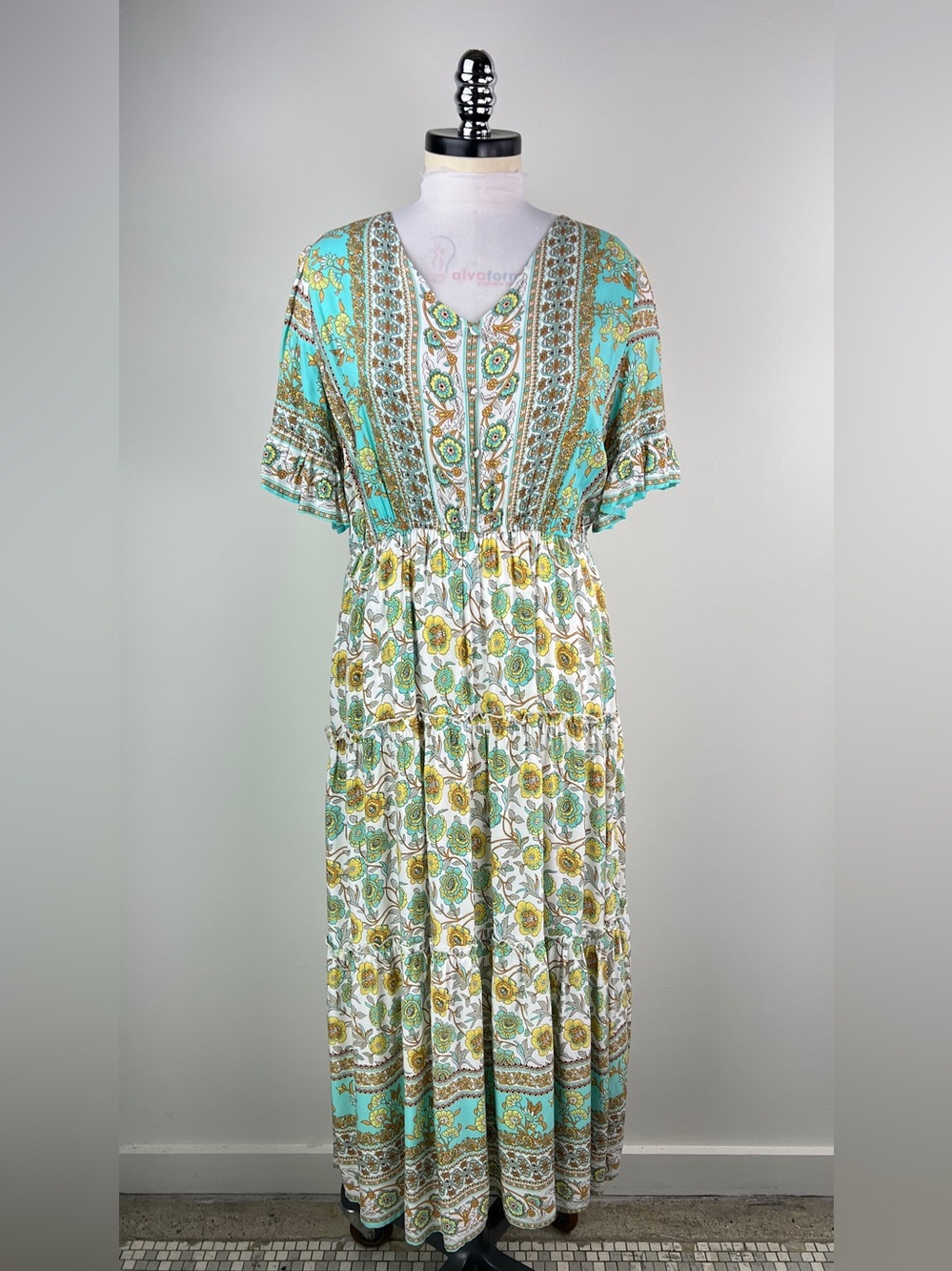 💚 3684. Tiered Floral Maxi Dress in Aqua and White